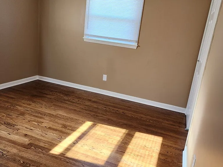 4306 Shady Villa Dr — Photo 40