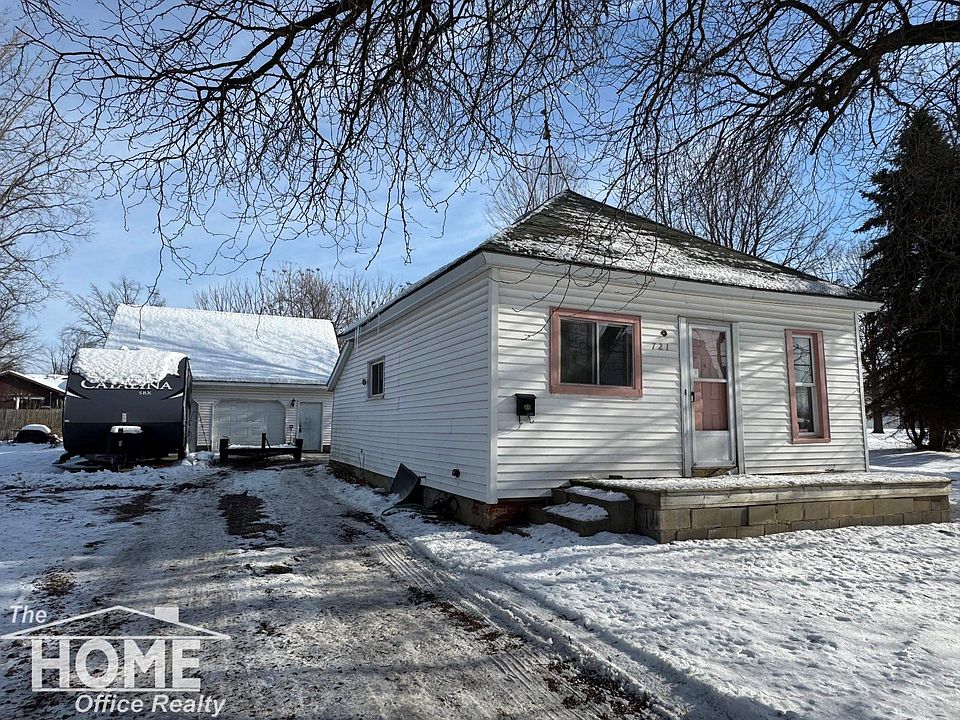 1st image of 721 Wright Ave