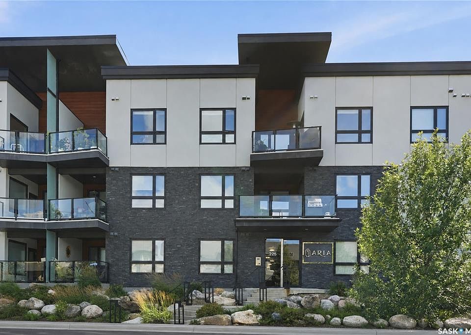 1st image of UNIT 206-225 Maningas BEND