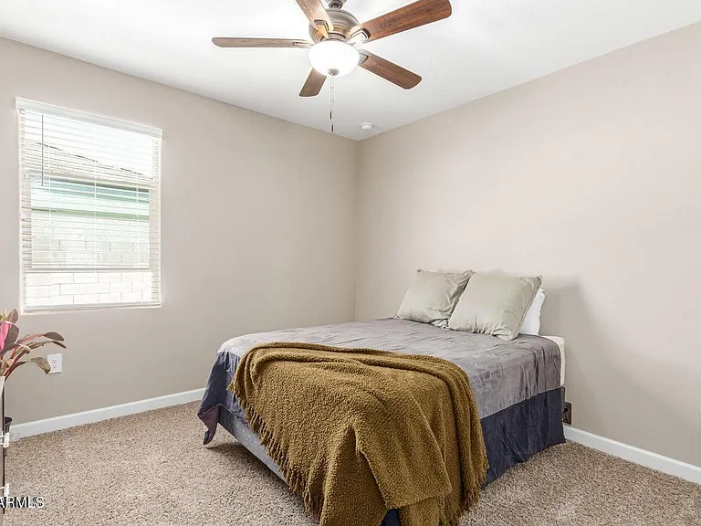 30916 W Verde Ln — Photo 20