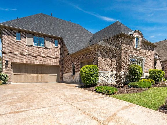 2nd image of 3542 Hickory Grove Ln