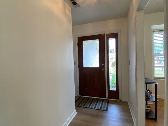 2nd image of 313 Park Dr