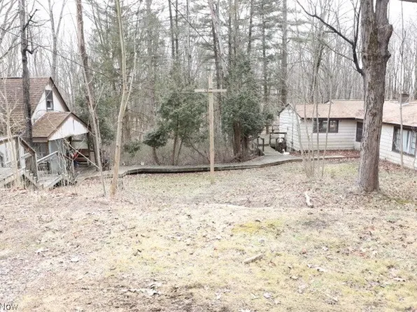 9322 Euclid Chardon Rd, Kirtland, OH 44094