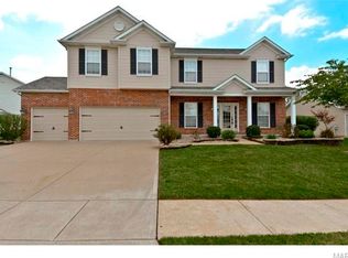 635 Mayflower Dr, Wentzville, MO 63385