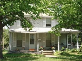 1024 Neosho St, Burlington, KS 66839