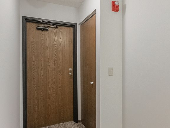 4th image of 1800 Riverwood Dr APT 105