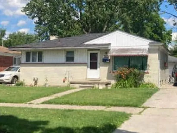 3853 Hayes St, Wayne, MI 48184