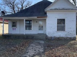 907 Wisconsin St, Neodesha, KS 66757
