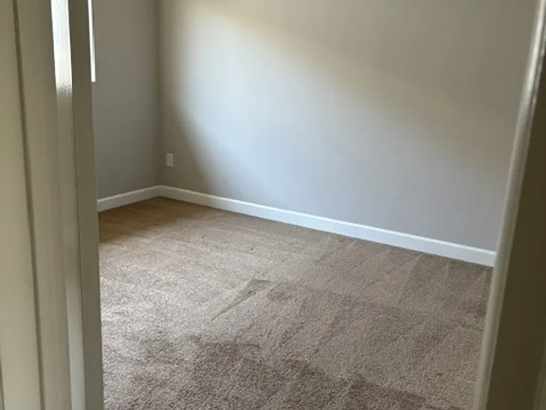 Mardi Gras for 1475, Palmyra Avenue Orange, CA 92868 | Palmyra Apartments for 1511-1519 Palmyra A... — Photo 8