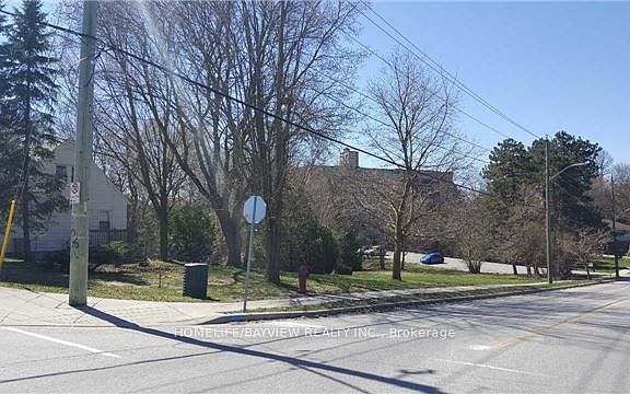4th image of 66 Roxborough Rd