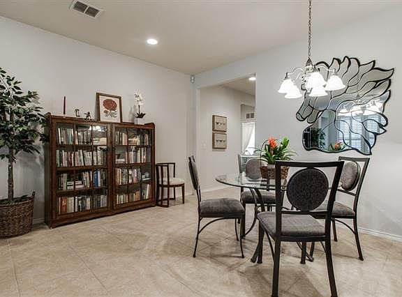 4th image of 967 Imperial Valley Ln