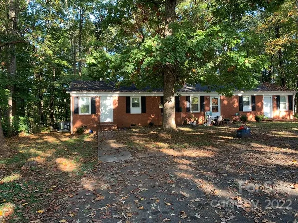 1490 John Chapman Rd, Lincolnton, NC 28092