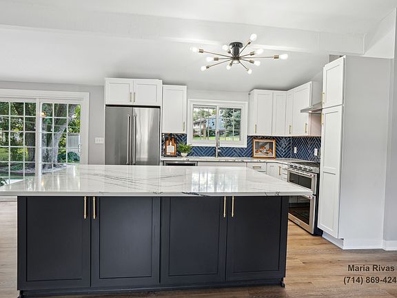 Open floor plan living / dining