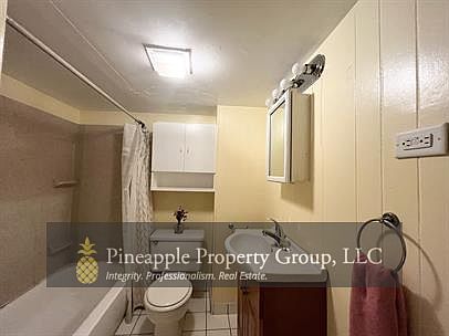 3rd image of 556 E 700 S #Basement