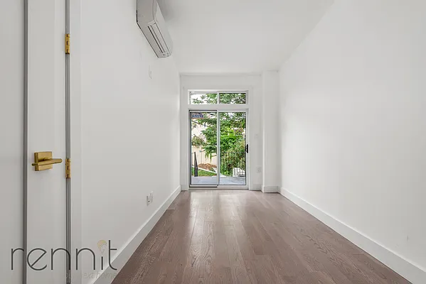 Rented by Rennit Inc. | media 2