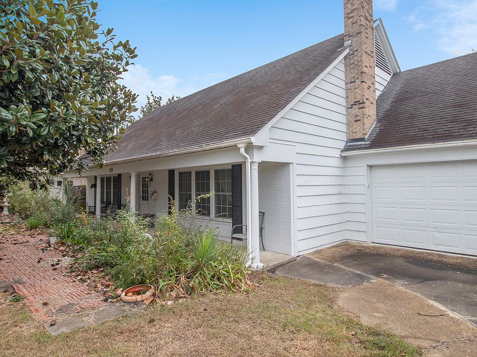 1st image of 135 Woodglen Dr