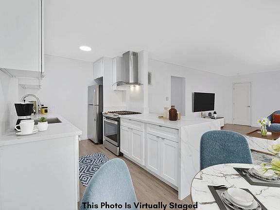 3rd image of 1424-1428 12th St