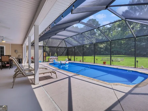 72 Laurel Grove Rd, Brunswick, GA 31523