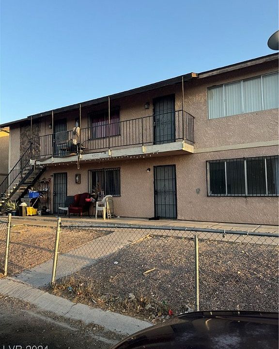 1st image of 4723 Thunderbolt Ave