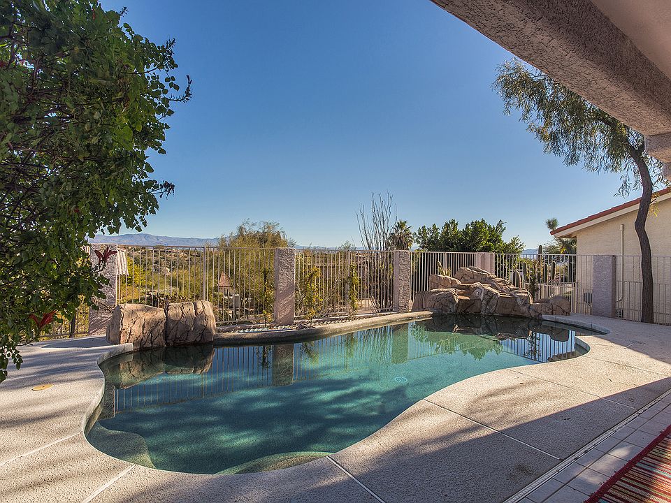 Pool view to East