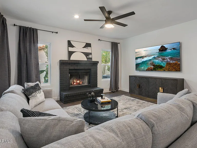 5408 E Kelton Ln — Photo 41