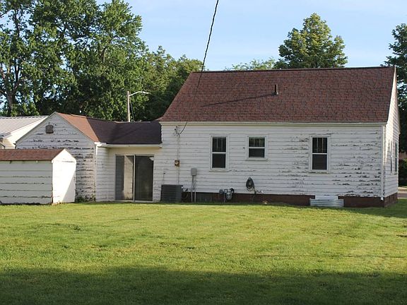 5th image of 309 E Ohio Ave