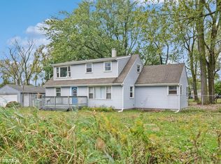 8304 Liable Rd, Highland, IN 46322