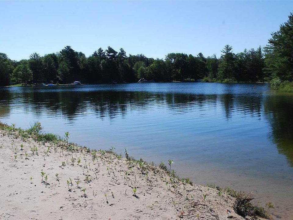 1st image of 2 Shoreview Dr