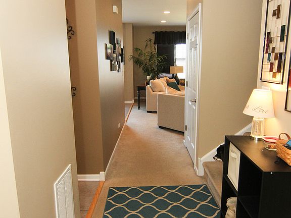 3rd image of 2930 Glacier Way Unit E