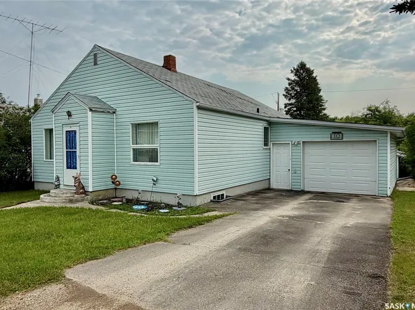 312 Prince Street, Hudson Bay, SK S0E 0Y0