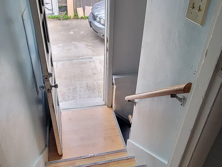 2455 Winwood Ave — Photo 12