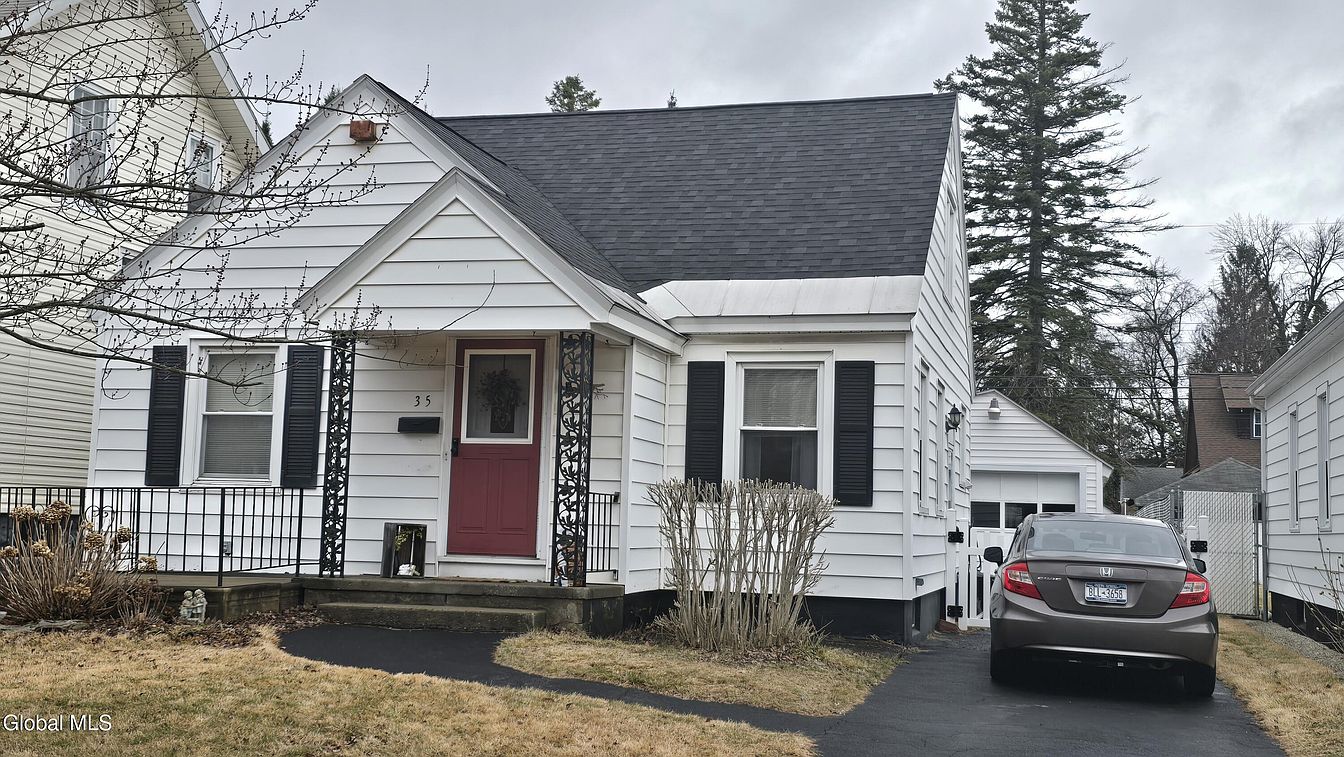 1st image of 35 Eastholm Road