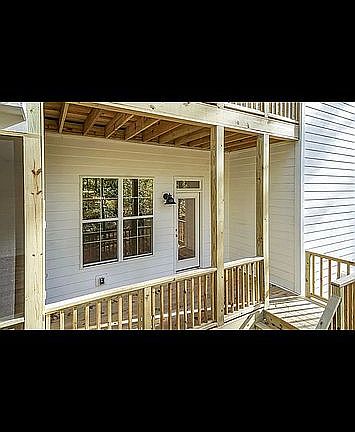 4th image of 2115 Peninsula Ln