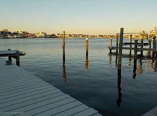 732 Princeton Ave, Brick, NJ 08724