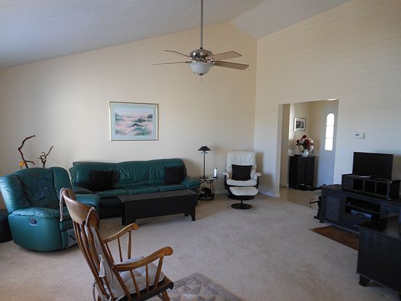 4th image of 6204 Lillypond Way