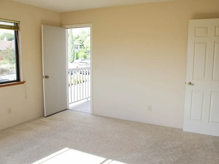 5510 Yerba Buena Rd — Photo 17