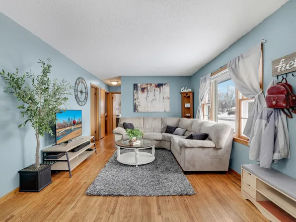 8382 Granada Ave S, Cottage Grove, MN 55016