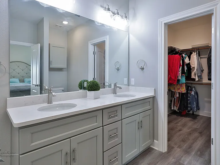 5433 Fallbrook Dr — Photo 20