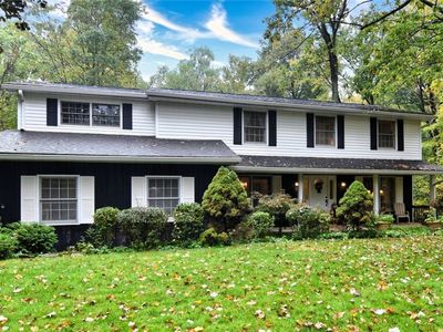 7320 Ober Ln, Chagrin Falls, OH, 44023