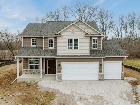 2264 Ravenswood ROAD, Burlington, WI 53105