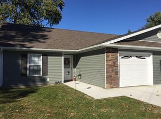 908 Rodd St, Carterville, IL 62918