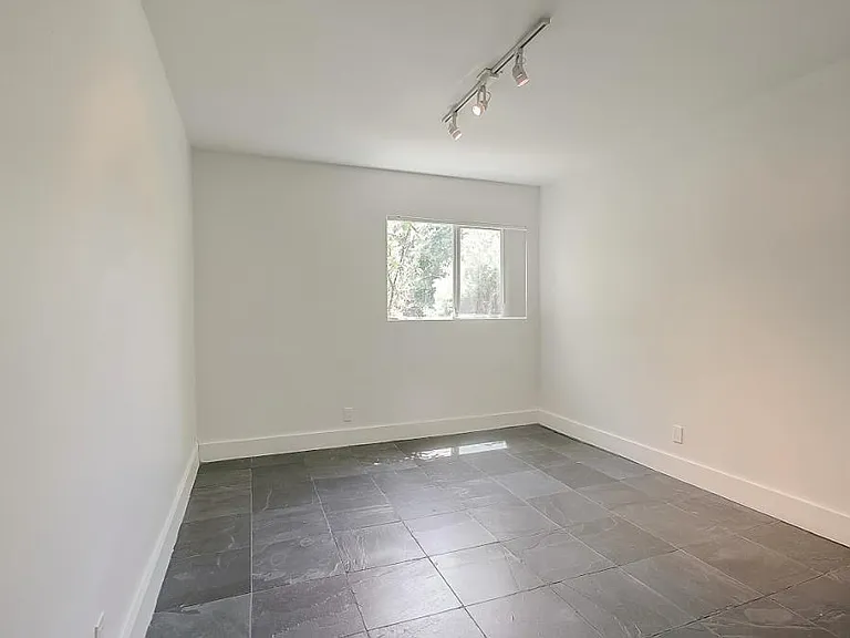 653 Silver Lake Blvd #3 — Photo 13
