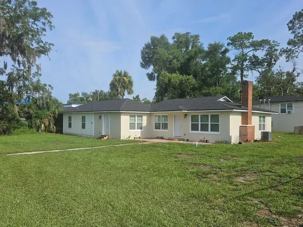 227 E Main St, Mayo, FL 32066