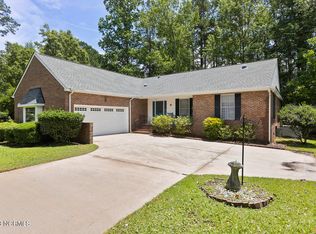 84 Fairway Dr, Shallotte, NC 28470