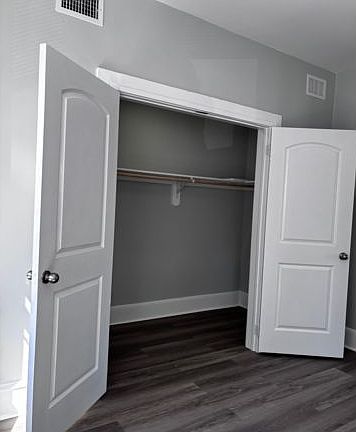 3rd image of 731 Elm St #2R