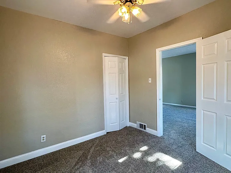 2944 Arbor St — Photo 7