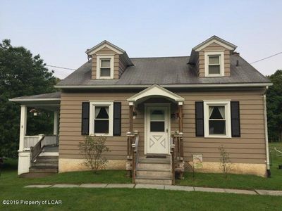 1146 Sutton Creek Rd, Dallas, PA, 18612