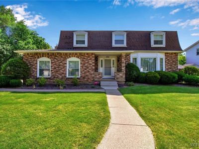 204 Belvoir Rd, Williamsville, NY, 14221