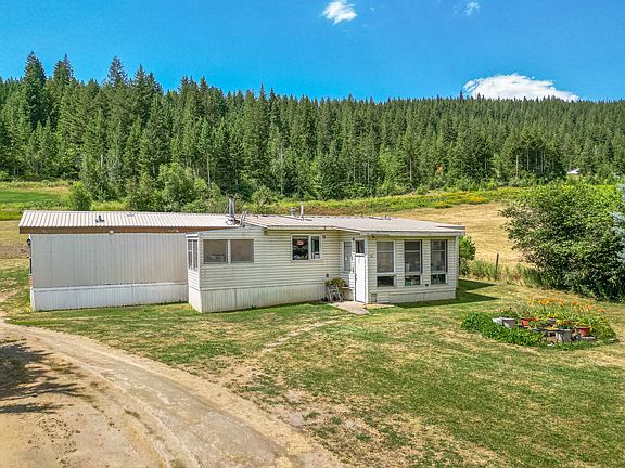 5th image of 10 Old Sicamous Rd