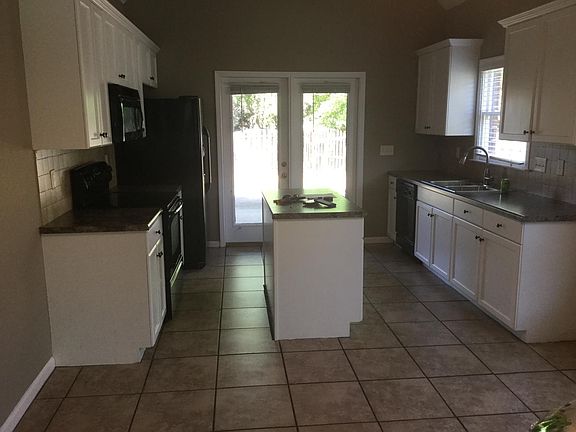 Kitchen with island